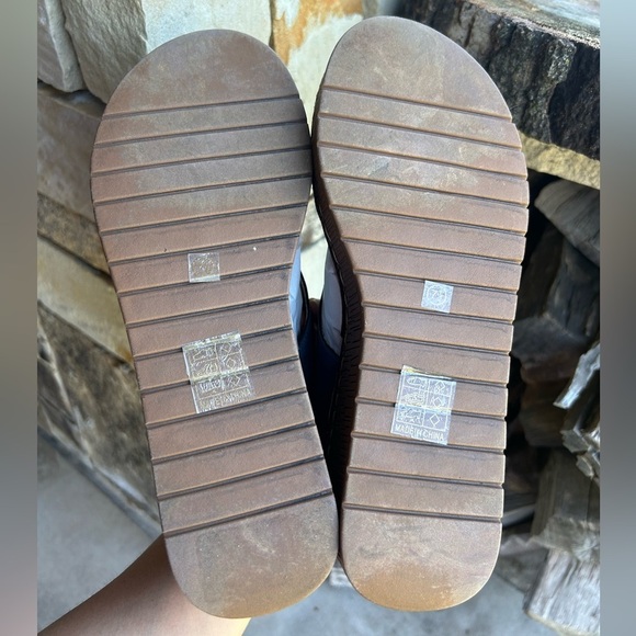 Journee Mckell women’s wedge heel blue sandals w/double buckle Sz-7.5. K - Picture 9 of 11